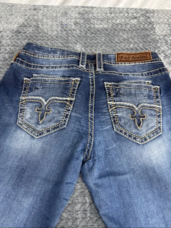 Rock Revival Women’s Distressed Dark Blue Skinny Jeans - Picture 9 of 10